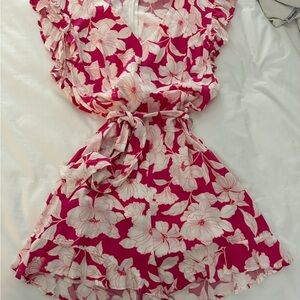 NWT Steve Madden Pink and White Floral Romper